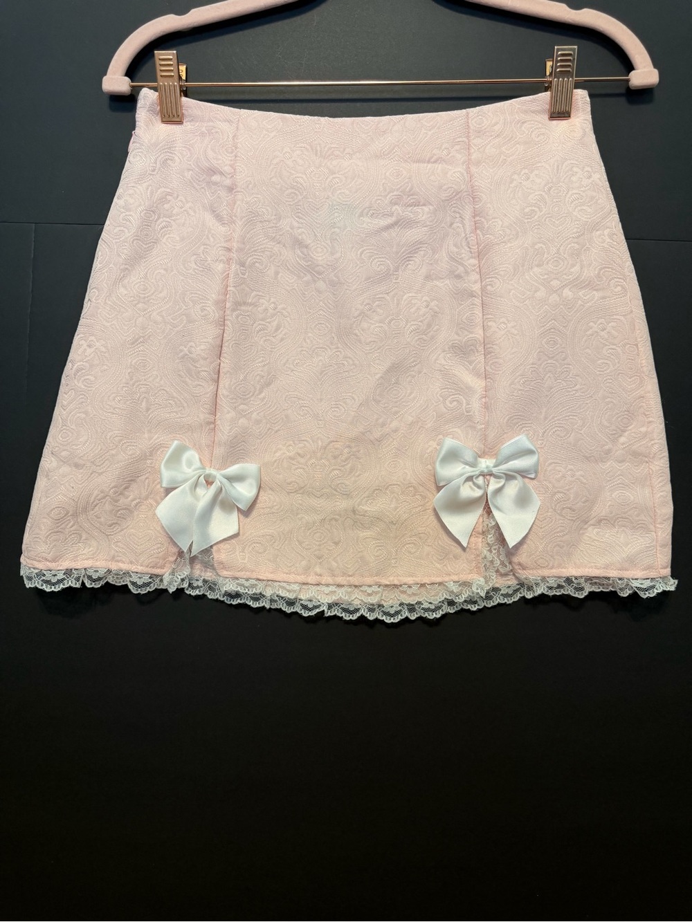 SHEIN Pale Pink Mini Skirt with White Bow & Lace Trim